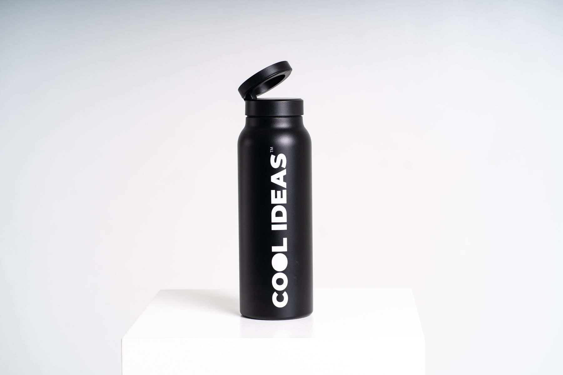 Magnetic Cap Tumbler